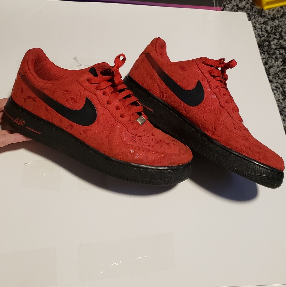 Nike Air Force 1 LowRed Paisley